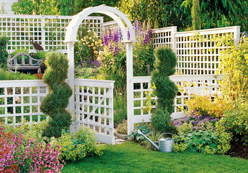 The Beauty Of The Lattice Gable Wall Trellis